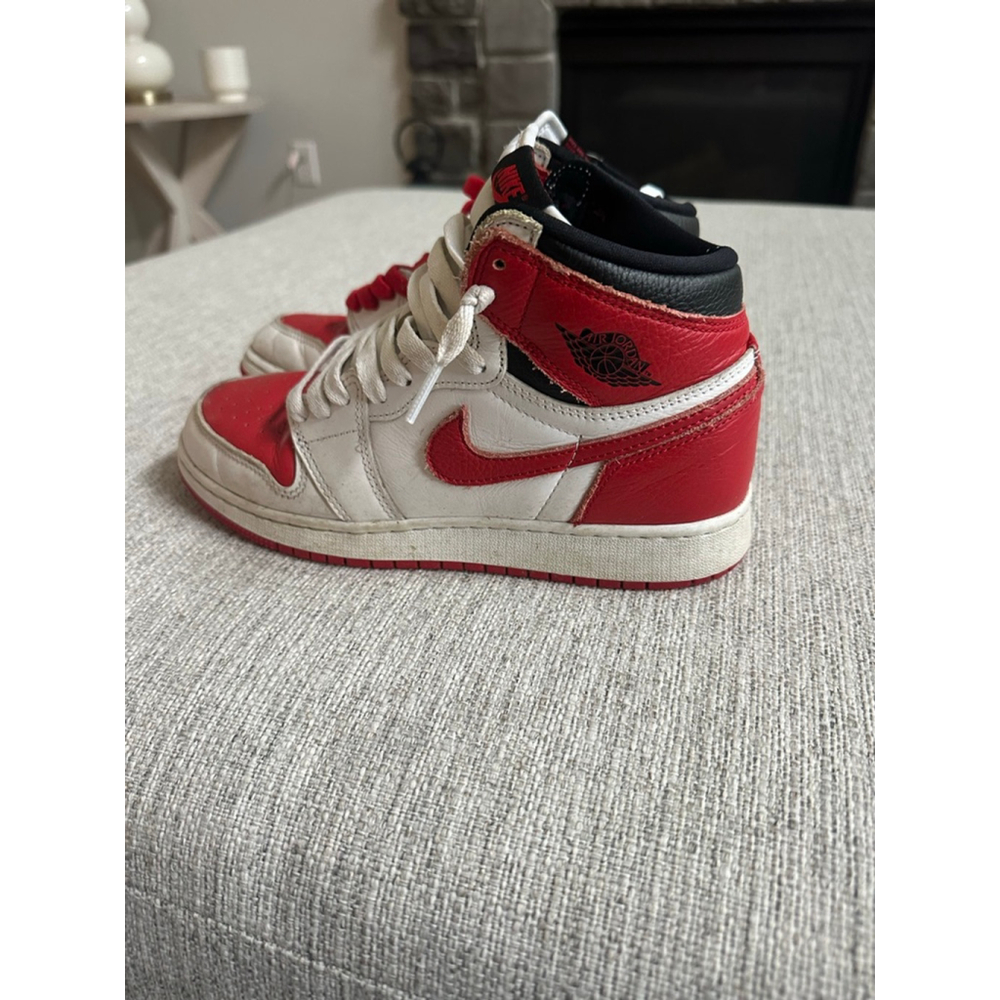 Kids Nike Air Jordan 1 Red White Black High Top Sneakers size 6